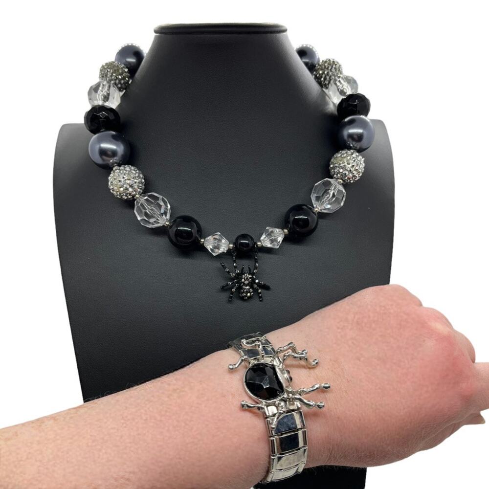 Spider Bracelet & Necklace Set Silver Tone Beaded Stretch Gothic Girl Novelty